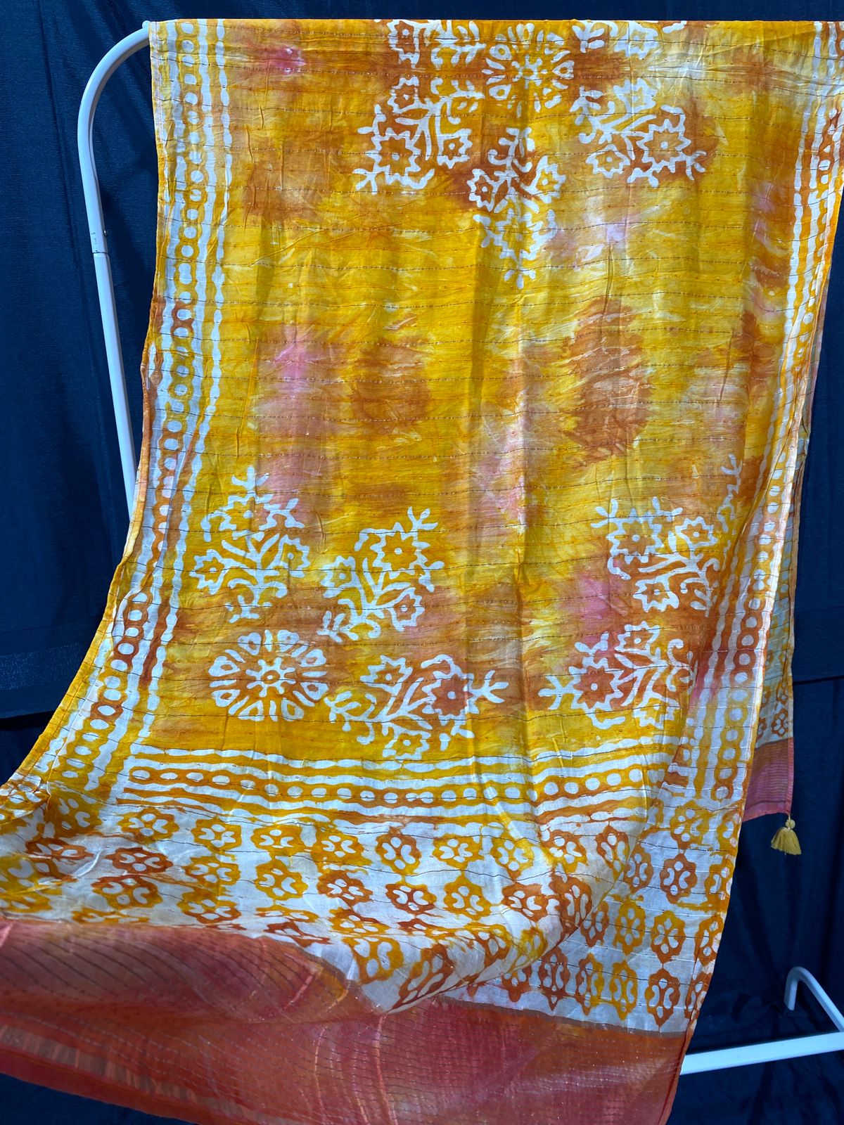 BATIK STOLE DUPATTA (2.3 CUT)