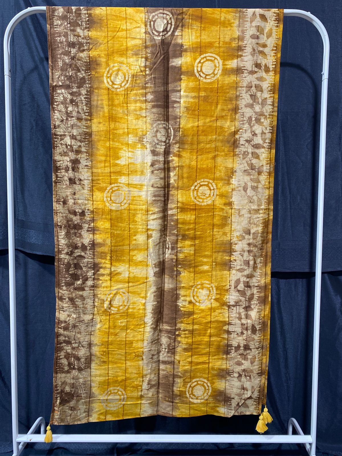 BATIK STOLE DUPATTA (2.3 CUT)